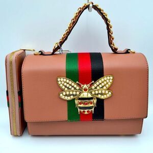 2-N-1 Plain Queen Bee Stripe Boxy Satchel